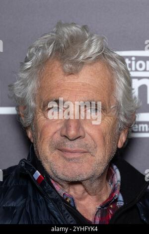 Paris, Frankreich. November 2024. Michel Boujenah nimmt an der Pariser Filmpremiere von Claude Lelouch Teil, um seine Retrospektive am 11. November 2024 in der Cinematheque francaise in Paris zu eröffnen. Foto: Nasser Berzane/ABACAPRESS. COM Credit: Abaca Press/Alamy Live News Stockfoto