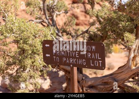 Der Arches National Park in Moab, Utah, beherbergt einige der interessantesten geologischen Besonderheiten. Stockfoto