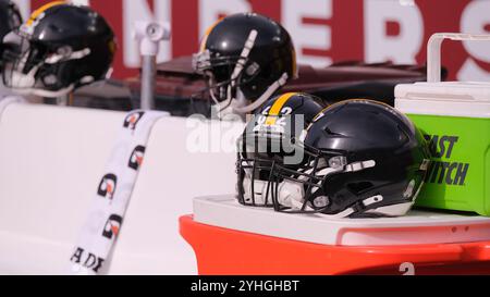 Landover, Maryland, USA. November 2024. Steelers Helemm während der Steelers vs Commanders in Landover, Maryland. Jason Pohuski/CSM/Alamy Live News Stockfoto