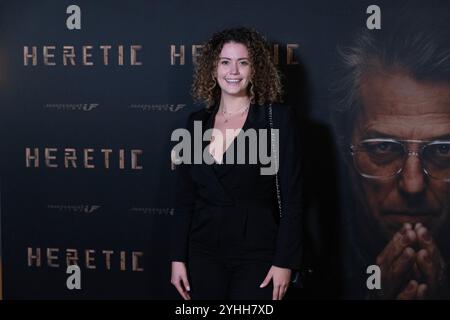 11. NOVEMBER 2024 Premiere Heretic AMSTERDAM, NIEDERLANDE - 11. NOVEMBER: Emma Deckers während der Premiere Heretic in Pathe Tuschinski am 11. November 2024 in Amsterdam. Foto von Marcel Koch/BSR Agency 72063395.jpg Amsterdam Pathe Tuschinski Niederlande Inhalte können nicht direkt oder indirekt über Dritte in den Niederlanden weiterverbreitet werden. Copyright: XBSRxAgencyx Stockfoto