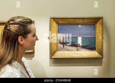 Leighton House, London, Großbritannien. November 2024. Das wiederentdeckte Frederic Leighton's, Bay of Cádiz, Moonlight (1866) wird erstmals seit 120 Jahren im ehemaligen Haus des Künstlers vom 16. November 2024 bis 27. April 2025 öffentlich gezeigt. Quelle: Paul Quezada-Neiman/Alamy Live News Stockfoto