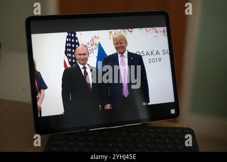 Osaka, Japan - 28. Juni 2019 - Donald Trump und Wladimir Putin treffen sich auf dem G20-Gipfel Stockfoto