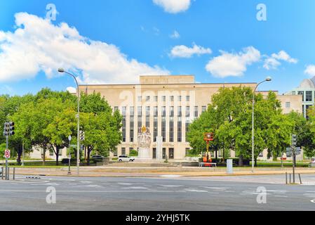 Washington, DC, USA - September 10,2017: urbane Stadtbild von Washington, US-Bezirksgericht E. Barrett Prettyman United States Courthouse. Stockfoto