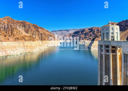 Berühmte und erstaunliche Hoover Dam am Lake Mead, Nevada und Arizona Grenze, USA. Stockfoto