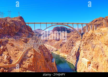 Berühmte und erstaunliche Hoover Dam am Lake Mead, Nevada und Arizona Grenze, USA. Stockfoto