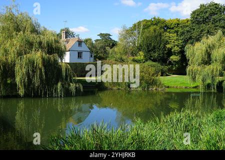 Mill House mit Blick auf den Pferderaum von der alten Grantchester Wassermühle. Stockfoto