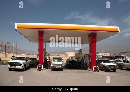 Shell Tankstelle al hamra oman im Nahen Osten Stockfoto