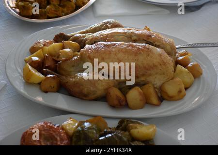 Gebratenes Huhn, hausgemachte Mahlzeit Stockfoto