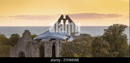 Gotische Kirchenruinen, Hansestadt Visby, UNESCO-Weltkulturerbe, Gotland-Insel, Ostsee, Schweden, Europa Stockfoto