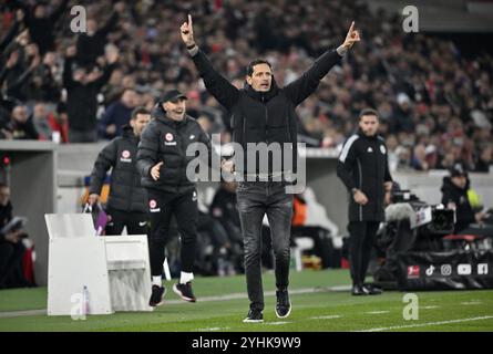 Torfeier Coach Dino Toppmoeller Eintracht Frankfurt SGE Gesture, Gesture, MHPArena, MHP Arena Stuttgart, Baden-Württemberg, Deutschland, Europa Stockfoto