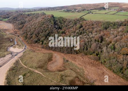 Luftaufnahme von Nicholaston Woods, Burrows und Oxwich Marsh, Gower, Wales, Großbritannien Stockfoto