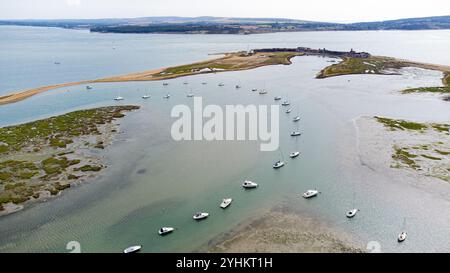 Lymington und Keyhaven Marshes in Dorset Aerial View einschließlich Hurst Castle Stockfoto