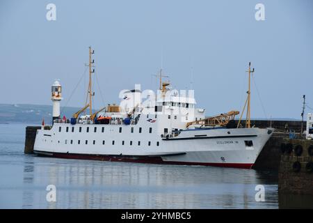 Scillonian III. Die Fähre der Scilly-Dampfschifffahrtsgesellschaft liegt am Kai in Penzance. Dieses Boot verkehrt zwischen Penzance und St. Marys im IS Stockfoto