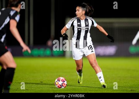 Biella, Italien. November 2024. Juventus Frauen Chiara Beccari während des Fußballspiels der UEFA Women's Champions League zwischen Juventus Women und Arsenal Women Football Club im Stadion Comunale Vittorio Pozzo La Marmora in Biella, Nordwesten Italiens - Gruppe C - 3/6 - 12. November 2024. Sport - Fußball. (Foto: Fabio Ferrari/LaPresse) Credit: LaPresse/Alamy Live News Stockfoto