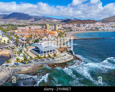 Teneriffa, Kanarische Inseln, Spanien 11.03.2024 Los Cristianos Beach, Luftbild. November 2024 Stockfoto