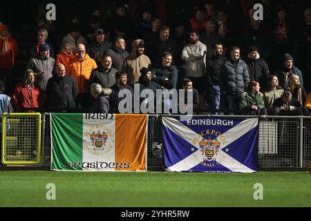 Harrogate, Großbritannien. November 2024. Blackpool Fans beim Bristol Street Motors Trophy Match Harrogate Town vs Blackpool in der Wetherby Road, Harrogate, Großbritannien, 12. November 2024 (Foto: Alfie Cosgrove/News Images) in Harrogate, Großbritannien am 11.12.2024. (Foto: Alfie Cosgrove/News Images/SIPA USA) Credit: SIPA USA/Alamy Live News Stockfoto