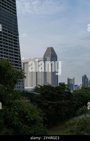 Millenia Tower Singapore Asia aus den Gärten der Bay Area Stockfoto