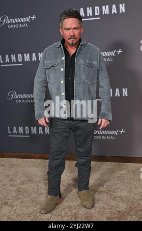 James Jordan kam am 12. November 2024 zur Premiere von „Landman“ in Los Angeles in den Paramount Studios in Hollywood, CA. © Lisa OConnor/AFF-USA.com Stockfoto