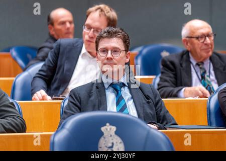 12. NOVEMBER 2024 Niederländisch Tweede Kamer Plenardebatte DEN HAAG, NIEDERLANDE - 12. NOVEMBER: Jan Valize PVV während der Plenardebatte im Tweede Kamer am 12. November 2024 in den Haag, Niederlande. Den Haag Tweede Kamer Niederlande Inhalte können nicht direkt oder indirekt über Dritte in den Niederlanden weiterverbreitet werden. Copyright: XJohnxBeckmannx Stockfoto