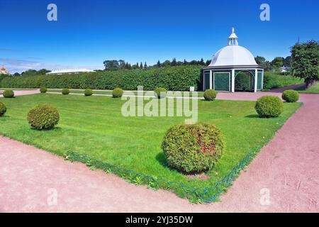 Oberer Park in Pertergof, Stadt Sankt-Petersburg, Russland Stockfoto