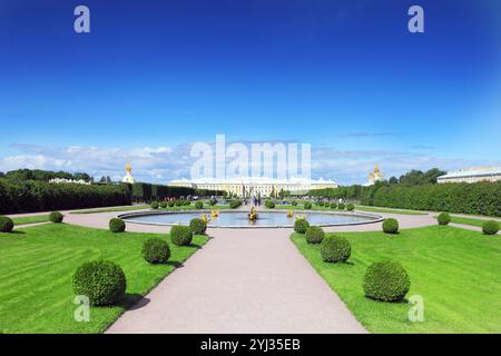 Oberer Park in Pertergof, Stadt Sankt-Petersburg, Russland Stockfoto