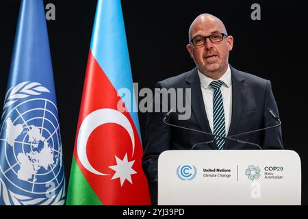 Baku, Aserbaidschan, 13. November 2024. Daniel Nikolaus Risch, Premierminister von Liechtenstein, spricht während des ersten Teils des hochrangigen Segments der Klimakonferenz der Vereinten Nationen im Plenarsaal von Nizami während der COP29, einer Veranstaltung des UNFCCC im Olympiastadion von Baku. Die COP29, die ab November 11-22 läuft, konzentriert sich auf den CO2-Ausgleich sowie die Finanzierung von Nachhaltigkeit und Klimaschutz. Quelle: Dominika Zarzycka/Alamy Live News. Stockfoto