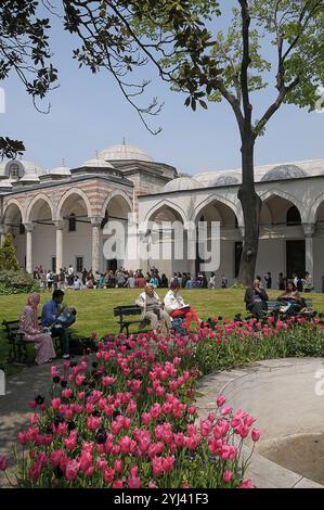 Gärten im Topkapi-Palast in Istanbul, Türkei Stockfoto