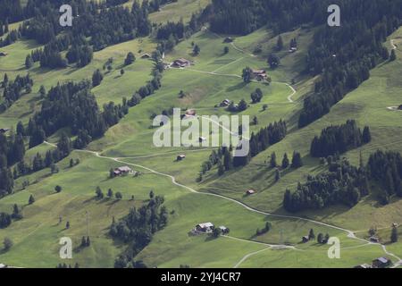 Ländliche Landschaft in Gsteig bei Gstaad, Schweiz, Europa Stockfoto