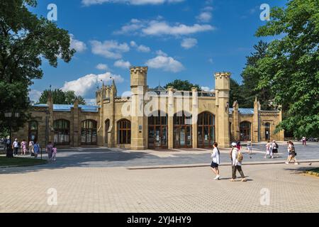 Russland, Kislowodsk - 19. Juni 2024: Gebäude der Narzan-Galerie. Kislowodsk, Russland Stockfoto