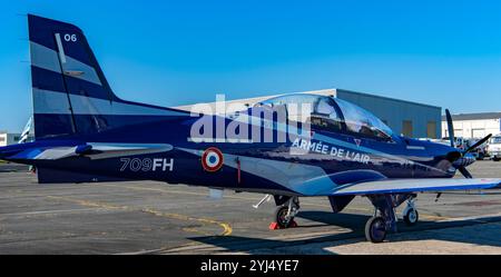 Pilatus PC-21 auf der Air Legend Air Show 2024 in Melun, Frankreich Stockfoto