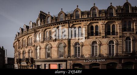 Blick auf das Stadtzentrum von Harrogate, Harrogate, North Yorkshire, Großbritannien. 13. November 2024. Harrogate, North Yorkshire, Großbritannien. Guthaben: Gefangener Ligh Stockfoto