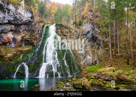 Golling an der Salzach: Gollinger Wasserfall Gollinger Wasserfall in Tennengau, Salzburg, Österreich Stockfoto