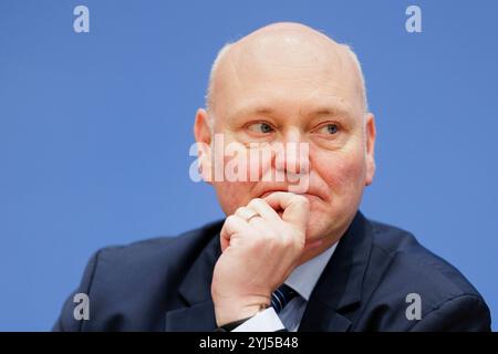 Berlin, Deutschland. November 2024. Volkswirtschaftslehre, Prof. Dr. Achim Truger, Berlin, 12. November 2024. Quelle: dpa/Alamy Live News Stockfoto