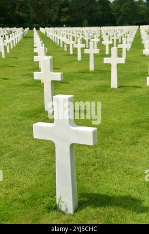 In der Normandie gibt es den amerikanischen, britischen und deutschen Friedhof, um das Gedenken an Soldaten zu feiern, die während der Operation Overlord D-Day während der Welt starben Stockfoto