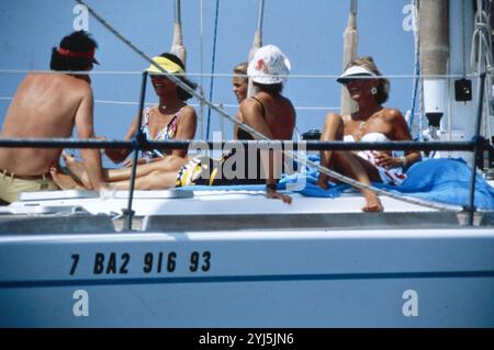 23 Luglio 1994 Palma di Maiorca Archivio Storico Olycom/Lapresse Vittoria di Svezia ( Solna, 14 luglio 1977) è la principessa ereditaria di Svezia dal 1980. Nella Foto: La Principessa Vittoria di Svezia con la sua famiglia in vacanza a Palma di Maiorca auf dem Foto: Prinzessin Victoria von Schweden mit ihrer Familie im Urlaub in Palma de Mallorca Credit: LaPresse/Alamy Live News Stockfoto