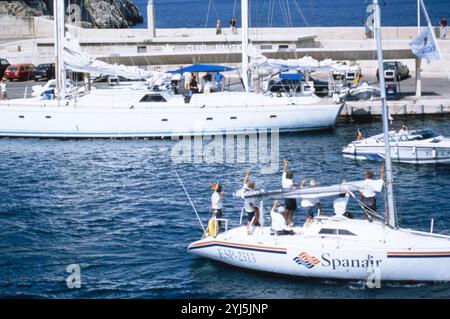 23 Luglio 1994 Palma di Maiorca Archivio Storico Olycom/Lapresse Vittoria di Svezia ( Solna, 14 luglio 1977) è la principessa ereditaria di Svezia dal 1980. Nella Foto: La Principessa Vittoria di Svezia con la sua famiglia in vacanza a Palma di Maiorca auf dem Foto: Prinzessin Victoria von Schweden mit ihrer Familie im Urlaub in Palma de Mallorca Credit: LaPresse/Alamy Live News Stockfoto