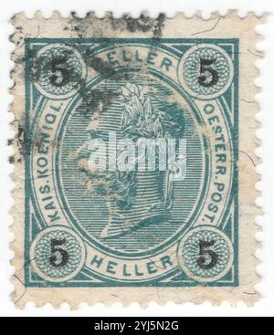 ÖSTERREICH — 18. Juni 1901: 5 heller blau-grüne Briefmarke (Lackstangen) mit Porträt des österreichischen Monarchen Kaiser Franz Josef. Franz Joseph I. oder Franz Joseph I. war vom 2. Dezember 1848 bis zu seinem Tod am 21. November 1916 Kaiser von Österreich, König von Ungarn und den anderen staaten der Habsburgermonarchie. Zu Beginn seiner Regierungszeit wurden seine Reiche und Gebiete als Österreichisches Reich bezeichnet, wurden aber 1867 als Doppelmonarchie des Österreichisch-Ungarischen Reiches wiederaufgebaut. Vom 1. Mai 1850 bis zum 24. August 1866 war Franz Joseph auch Präsident des Deutschen Bundes Stockfoto