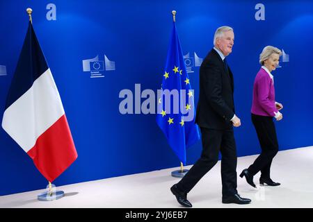 Brüssel, Belgien November 2024. Die Präsidentin der Europäischen Kommission Ursula von der Leyen trifft am 13. November 2024 in Brüssel mit dem französischen Premierminister Michel Barnier zusammen. Quelle: ALEXANDROS MICHAILIDIS/Alamy Live News Stockfoto