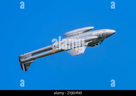 De Havilland Vampire auf der Air Legend Air Show 2024 in Melun, Frankreich Stockfoto