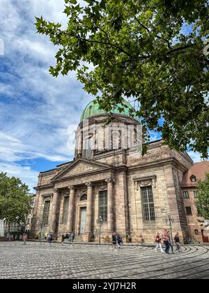 NÜRNBERG – 25. JULI 2023: St. Elisabeth Kirche ist eine römisch-katholische Kirche in der Nürnberger Altstadt. Nürnberg ist die zweitgrößte Stadt der BAV Stockfoto