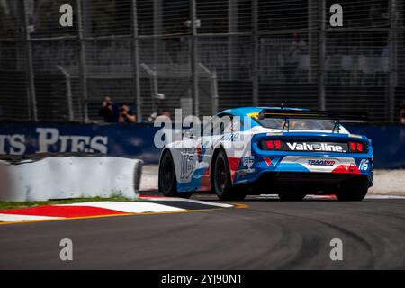 Adelaide, South Australia, Australien. November 2024. EDAN THORNBURROW fuhr das Team Valvoline GRM Ford Mustang am Donnerstag bei der VAILO Adelaide 500 Runde der Repco Supercars Championship 2024 auf dem Adelaide Street Circuit am 14. November 2024 in Adelaide, Adelaide. (Kreditbild: © James Forrester/ZUMA Press Wire) NUR REDAKTIONELLE VERWENDUNG! Nicht für kommerzielle ZWECKE!/Alamy Live News/Alamy Live News Stockfoto