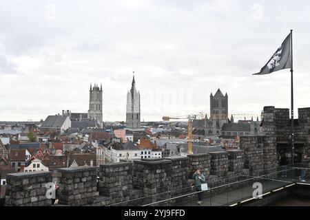 Blick vom Gipfel der Burg Gravensteen – Gent, Belgien – 22. Oktober 2024 Stockfoto