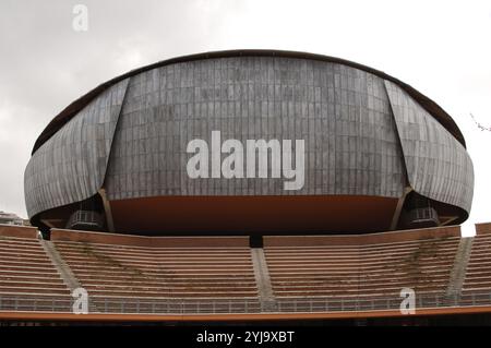 Italien. Rom. Auditorium Parco della Musica. Multi-funktionale öffentliche Musik komplex. Entworfen vom italienischen Architekten Renzo Piano (b 1937). Exterieur. Stockfoto