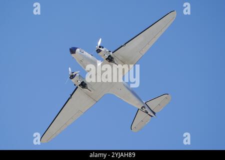 ESKISEHIR, TURKIYE - 17. SEPTEMBER 2023: M.S.O Air and Space Museum Douglas DC-3A (2204) auf der Sivrihisar SHG Airshow Stockfoto