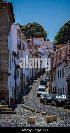 Straßen von Braganca, Portugal. Juli 2021 Stockfoto