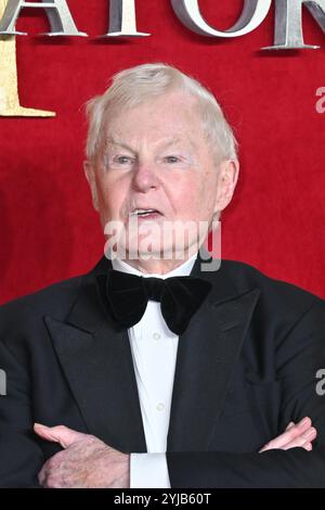 London, Großbritannien - 13. November 2024 Derek Jacobi bei der Royal Film Performance und Global Premiere von Gladiator II, Odeon Luxe, Leicester Square, London, England. CAP/JOR ©JOR/Capital Pictures Stockfoto