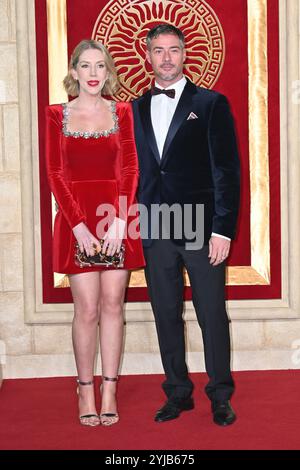 London, Großbritannien. November 2024. November 2024 Katherine Ryan und Bobby Kootstra bei der Royal Film Performance und Global Premiere von Gladiator II im Odeon Luxe, Leicester Square, London, England. CAP/JOR © JOR/Capital Pictures Credit: Capital Pictures/Alamy Live News Stockfoto