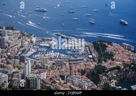 Aktenfoto vom 29.05.22. Ein allgemeiner Blick auf den Hafen von Monaco. Der Grand Prix von Monaco bleibt bis mindestens 2031 im Formel-1-Kalender, nachdem ein sechsjähriges Abkommen vereinbart wurde. Die Formel 1 gab bekannt, dass sie eine Verlängerung des bestehenden Vertrags mit dem Automobile Club von Monaco vereinbart hatte. Ausgabedatum: Donnerstag, 14. November 2024. Stockfoto