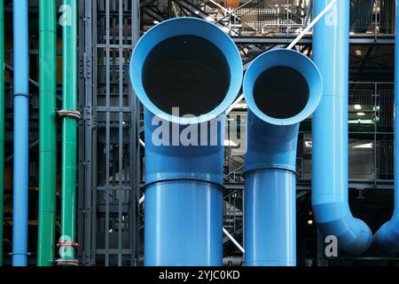 Frankreich. Paris. Centre Pompidou. Museum für moderne Kunst. Detailfassade. Stockfoto