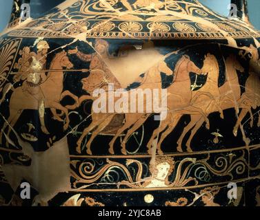 Alexander der große (356-323 geb. C) mit einer Lanze, die den persischen König Darius in seinem Wagen aus Amphoren angreift. MUSEUM: ARCHÄOLOGISCHES MUSEUM, BERLIN, ITALIEN. ALEJANDRO MAGNO (ALEJANDRO III). Stockfoto